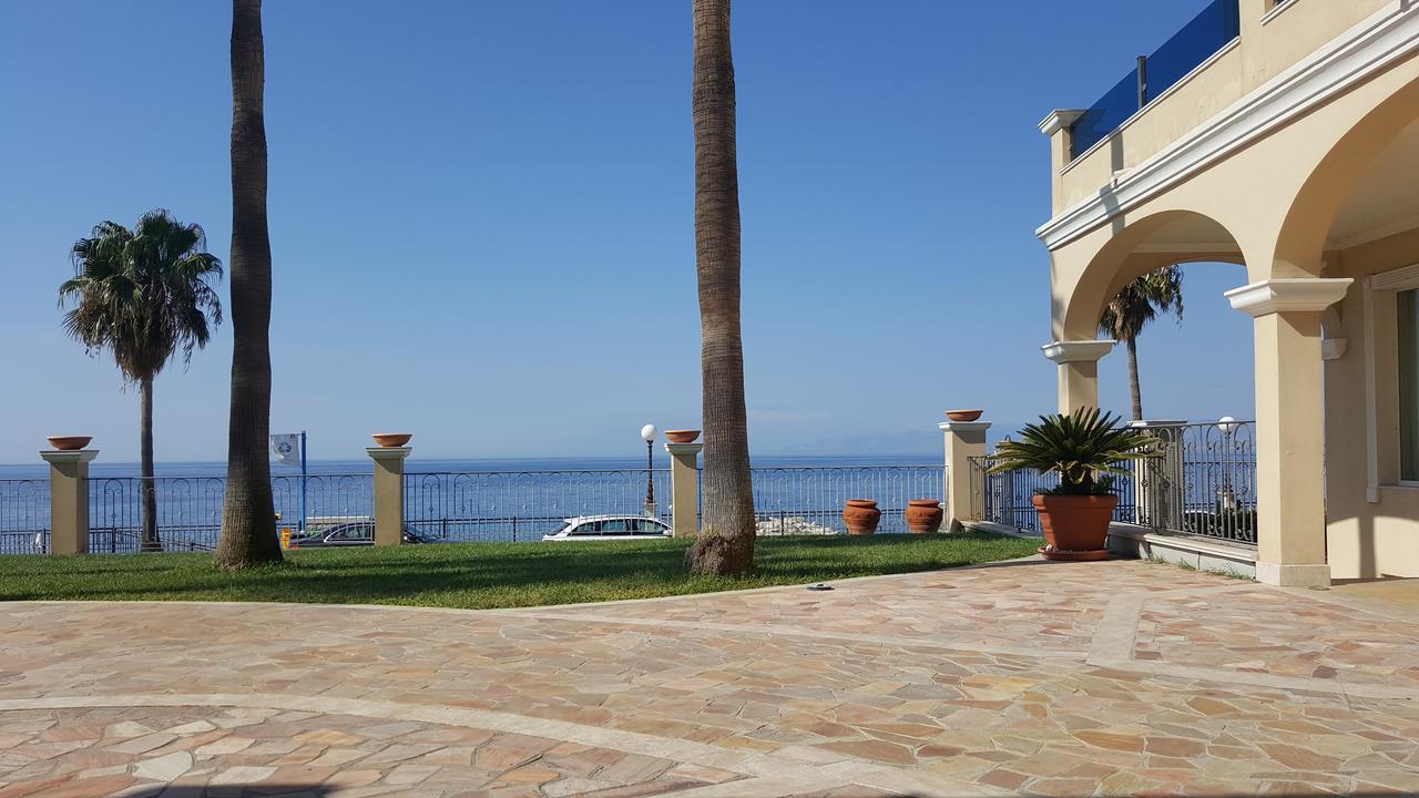 Gardenia Hotel Lazzaro